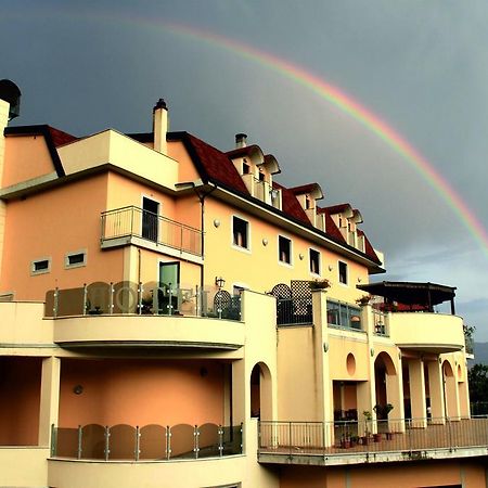 Hotel Sette E Mezzo Castelluccio Superiore Exterior foto