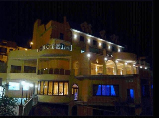 Hotel Sette E Mezzo Castelluccio Superiore Exterior foto